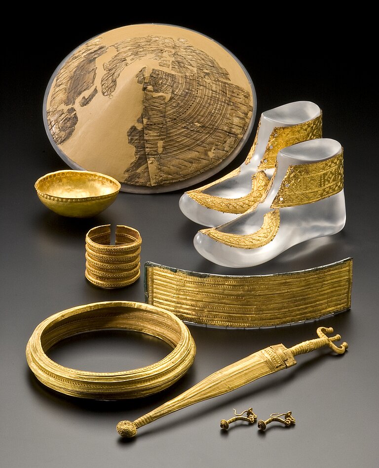 Image3_Gold_objects_hat-Hochdorf.jpg