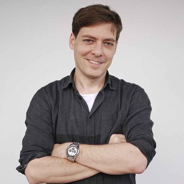 Portrait_Website_smaller.jpg