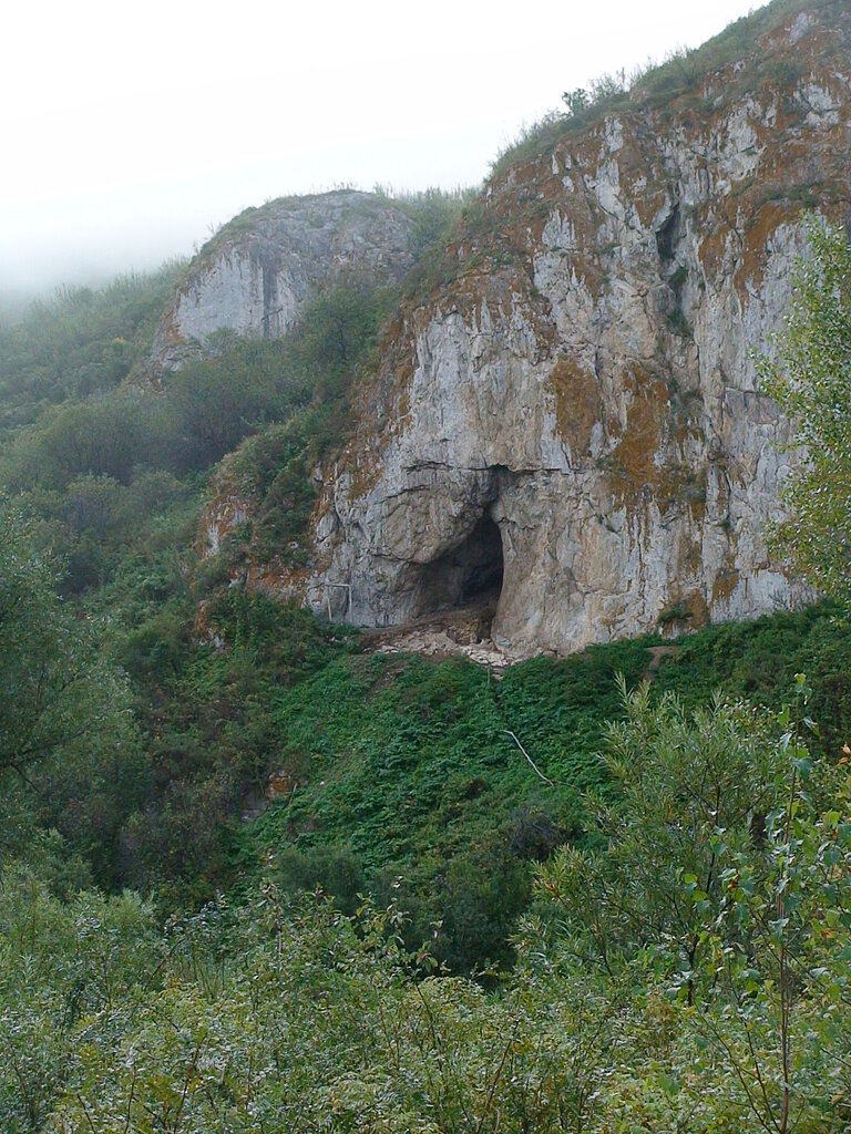 05_Entrance_to_Chagyrskaya_Cave.JPG  
