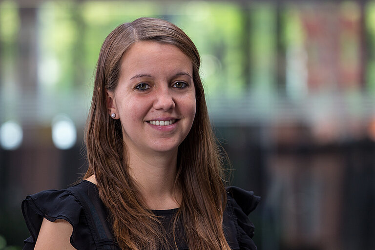 2017_Elenora-Neugebauer-Portrait_8437.jpg