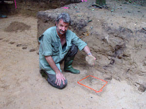 Chris-excavate-3.jpg  